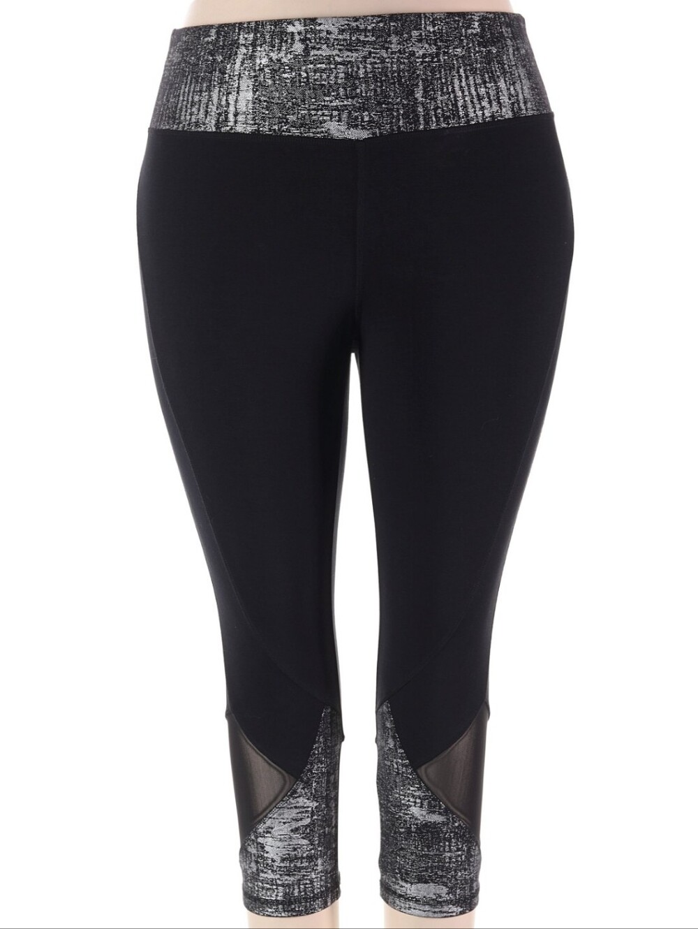 Livi Women's Black Cropped Active Leggings with Textured Hem And Silver Accents